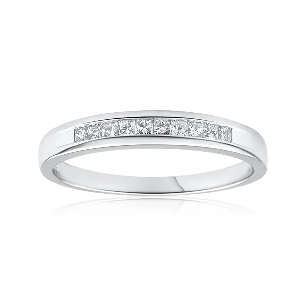 9ct White Gold Diamond Ring Set With 10 Princess Cut Diamonds