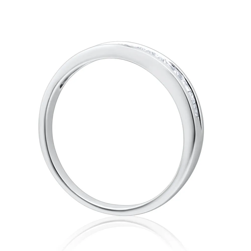 9ct White Gold Diamond Ring Set With 10 Princess Cut Diamonds