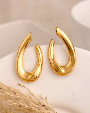 Aleyna Fashionable Studs