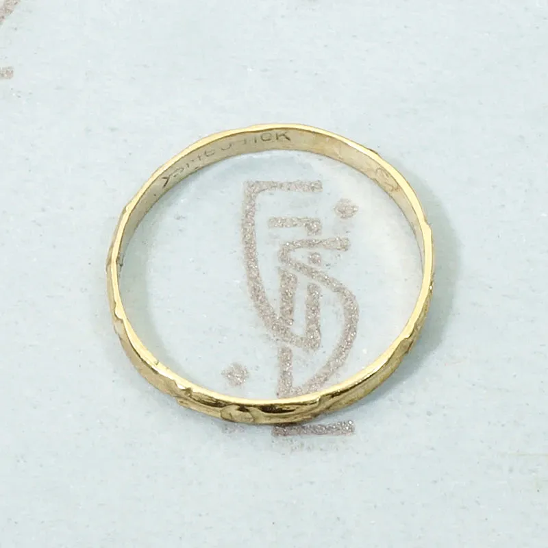 Art Deco Arrows Gold Tiny Ring