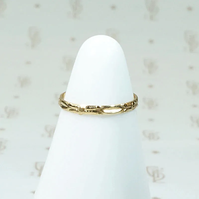 Art Deco Arrows Gold Tiny Ring