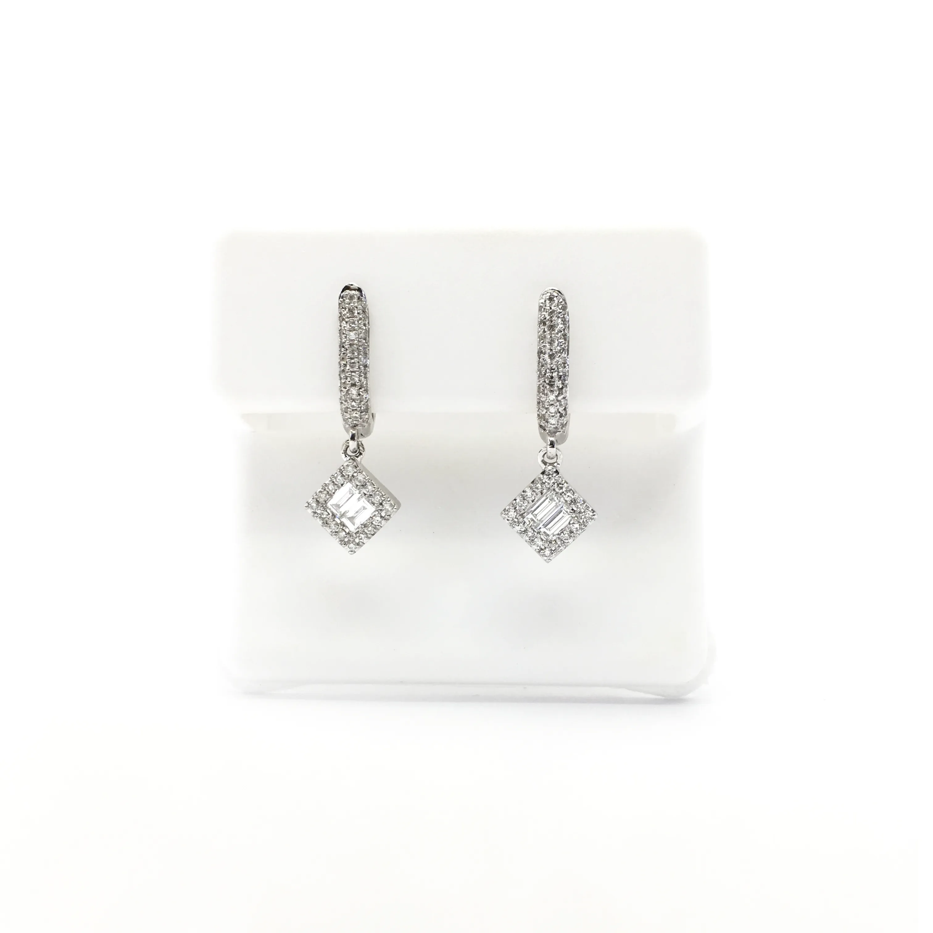 Baguette and Round Diamond Dangling Earrings (14K)