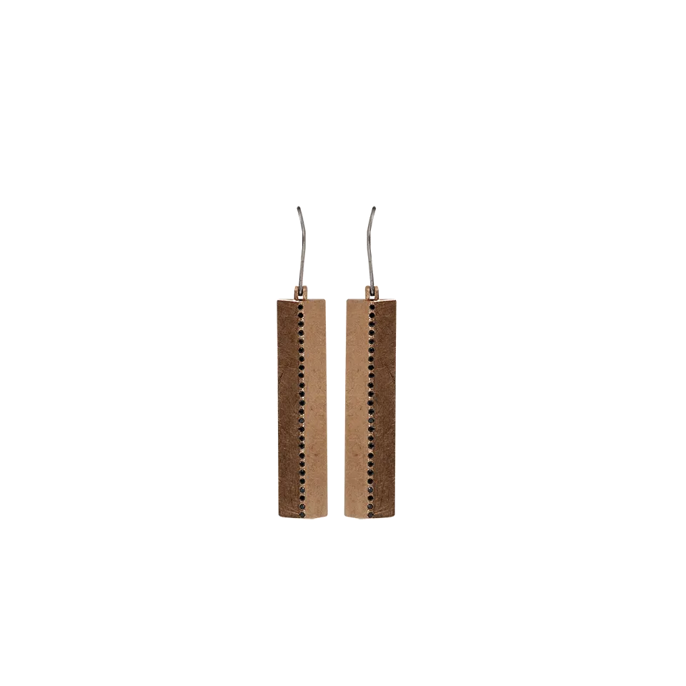 Bar Earrings With Black Diamonds
