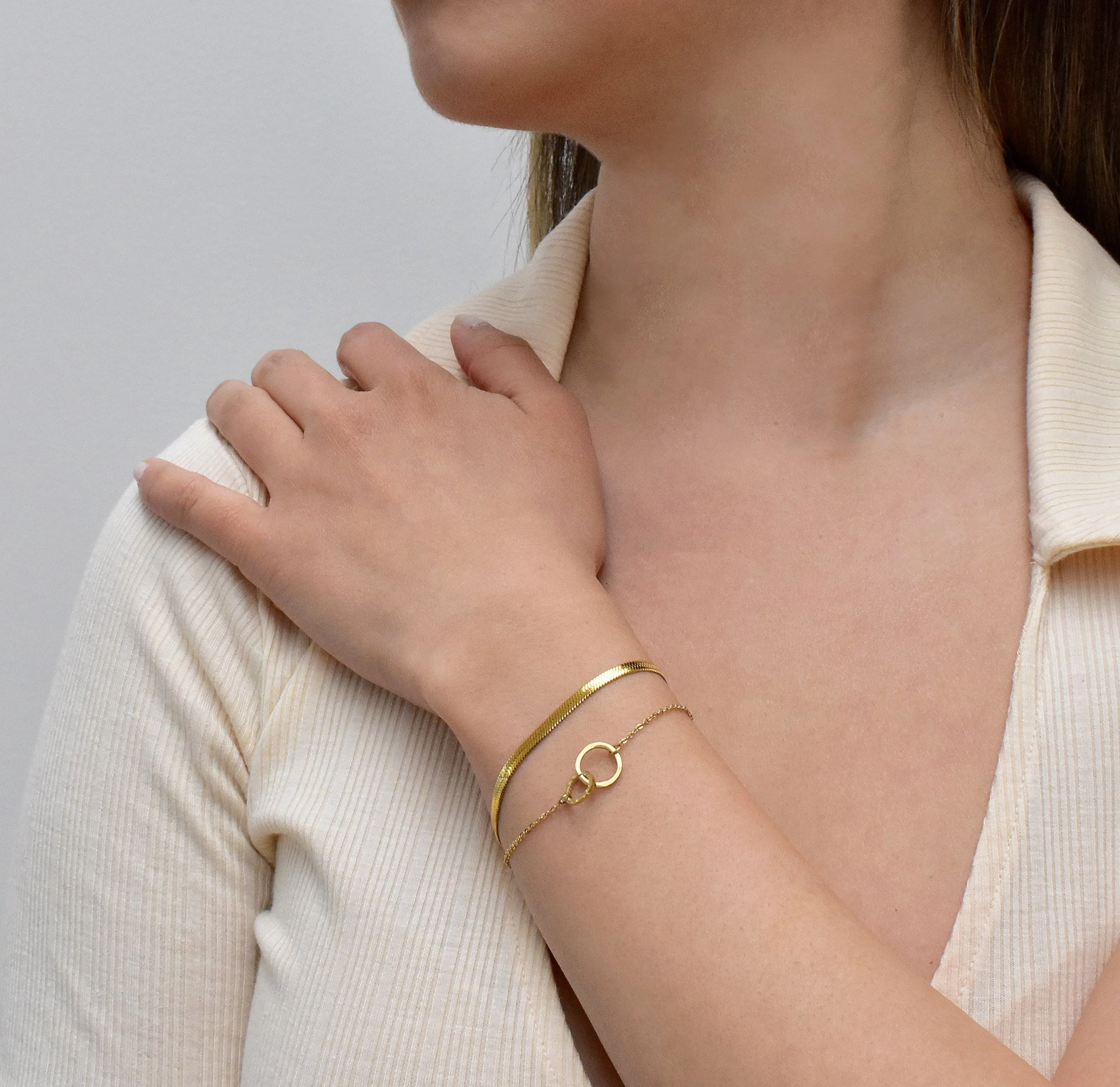 BECCA GOLD SNAKE CHAIN BRACELET