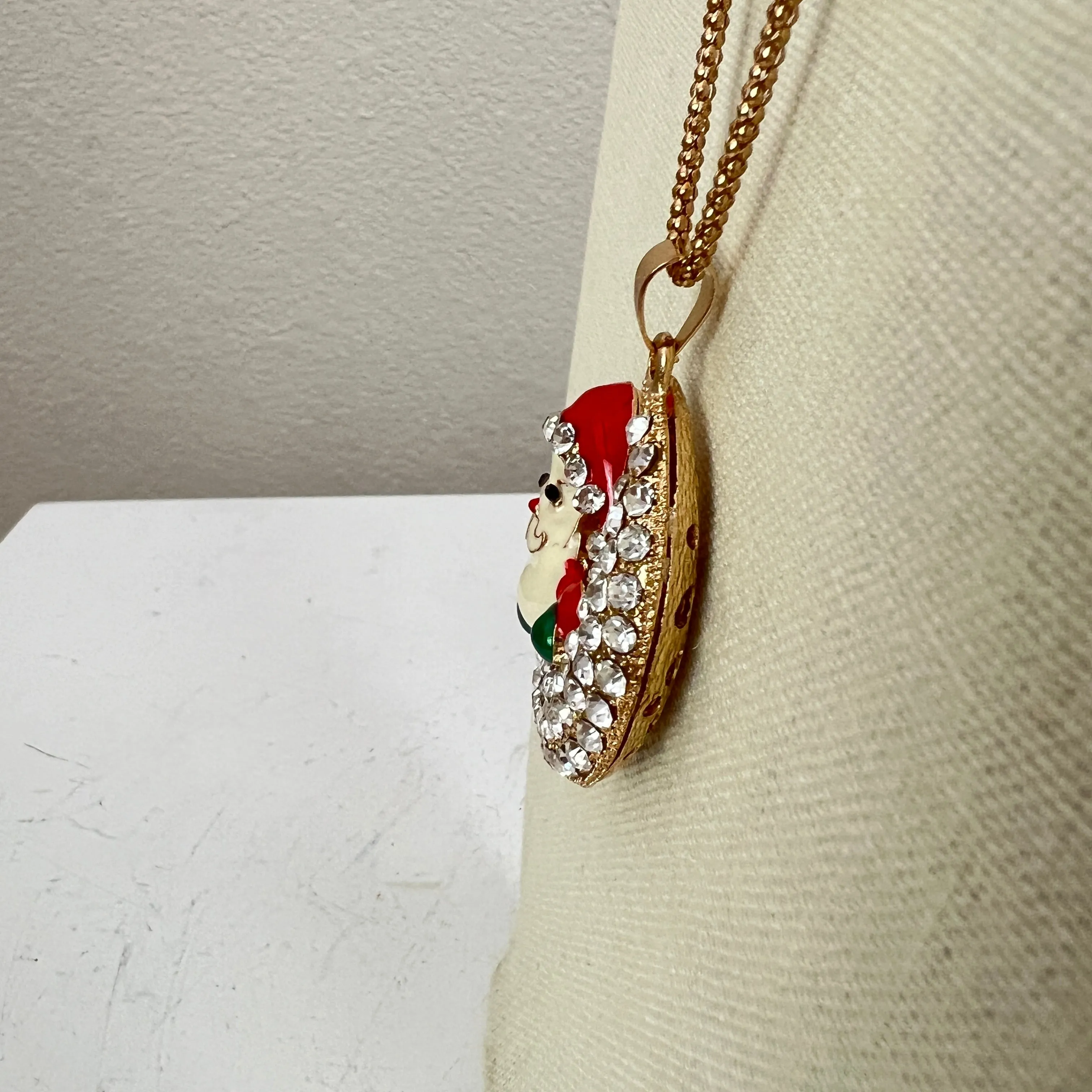 Betsey Johnson Sparkling Santa Claus Rhinestone Christmas Pendant Necklace 30"