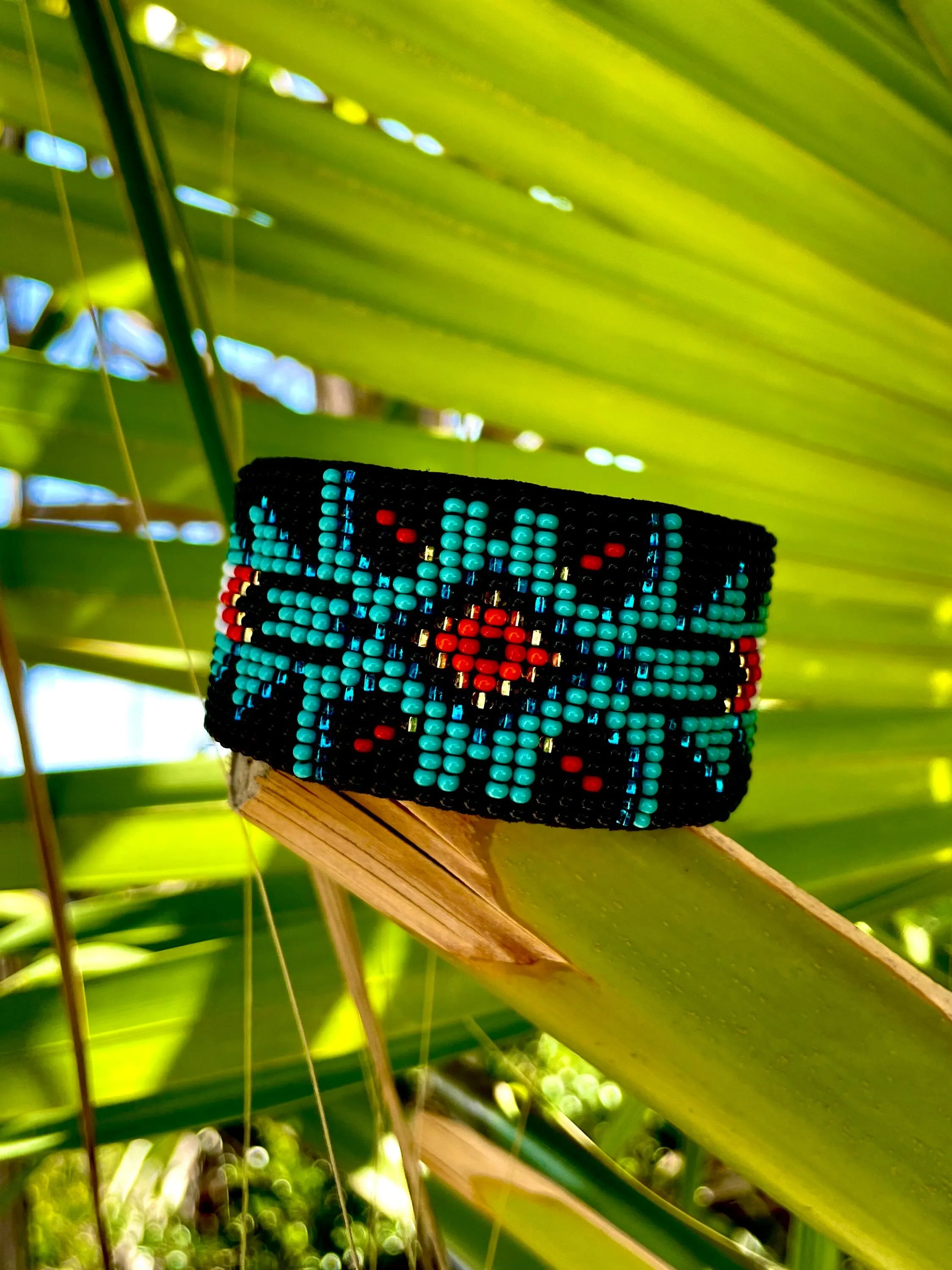Black Native Leather Cuff Bracelet (L)
