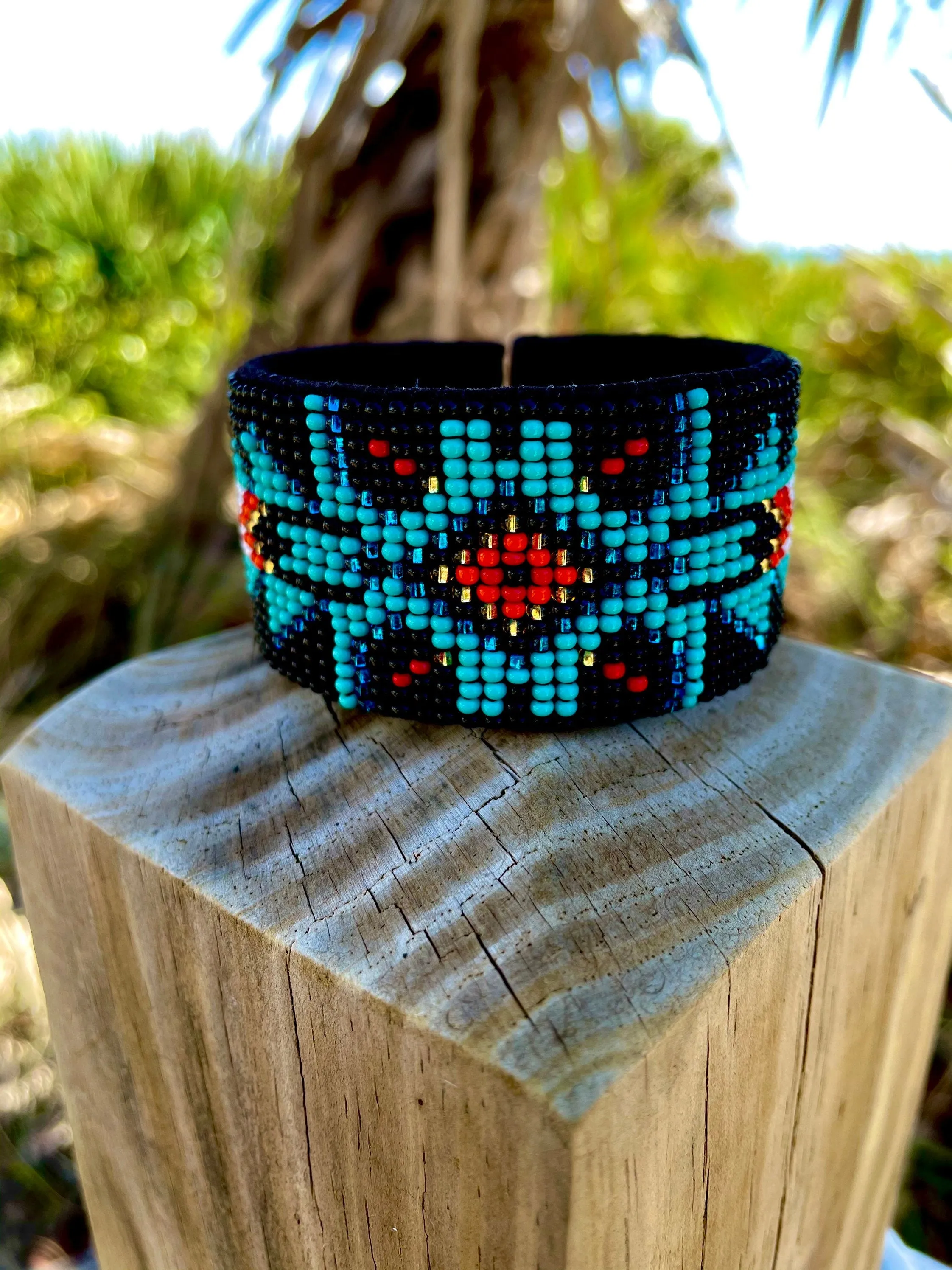 Black Native Leather Cuff Bracelet (L)