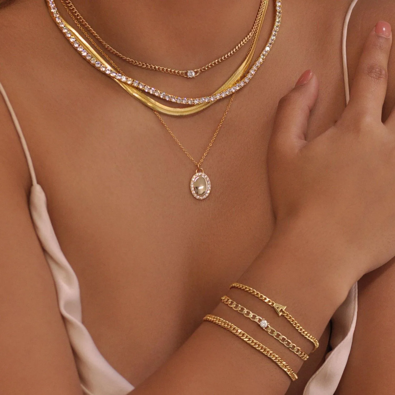 Diamond Curb Chain Choker
