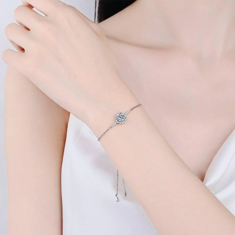 Elegant Round Cut 1CT D Color VVS Moissanite Diamond Daisy Flower Platinum Plated Bracelet - Fine Jewellery
