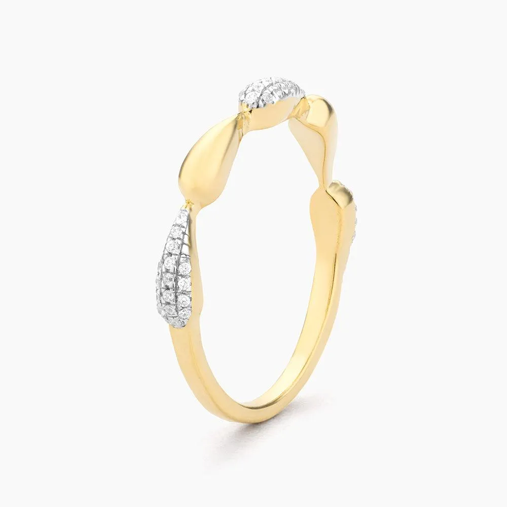 Ella Stein Raindrops Falling Stackable Ring in Gold - Size 8