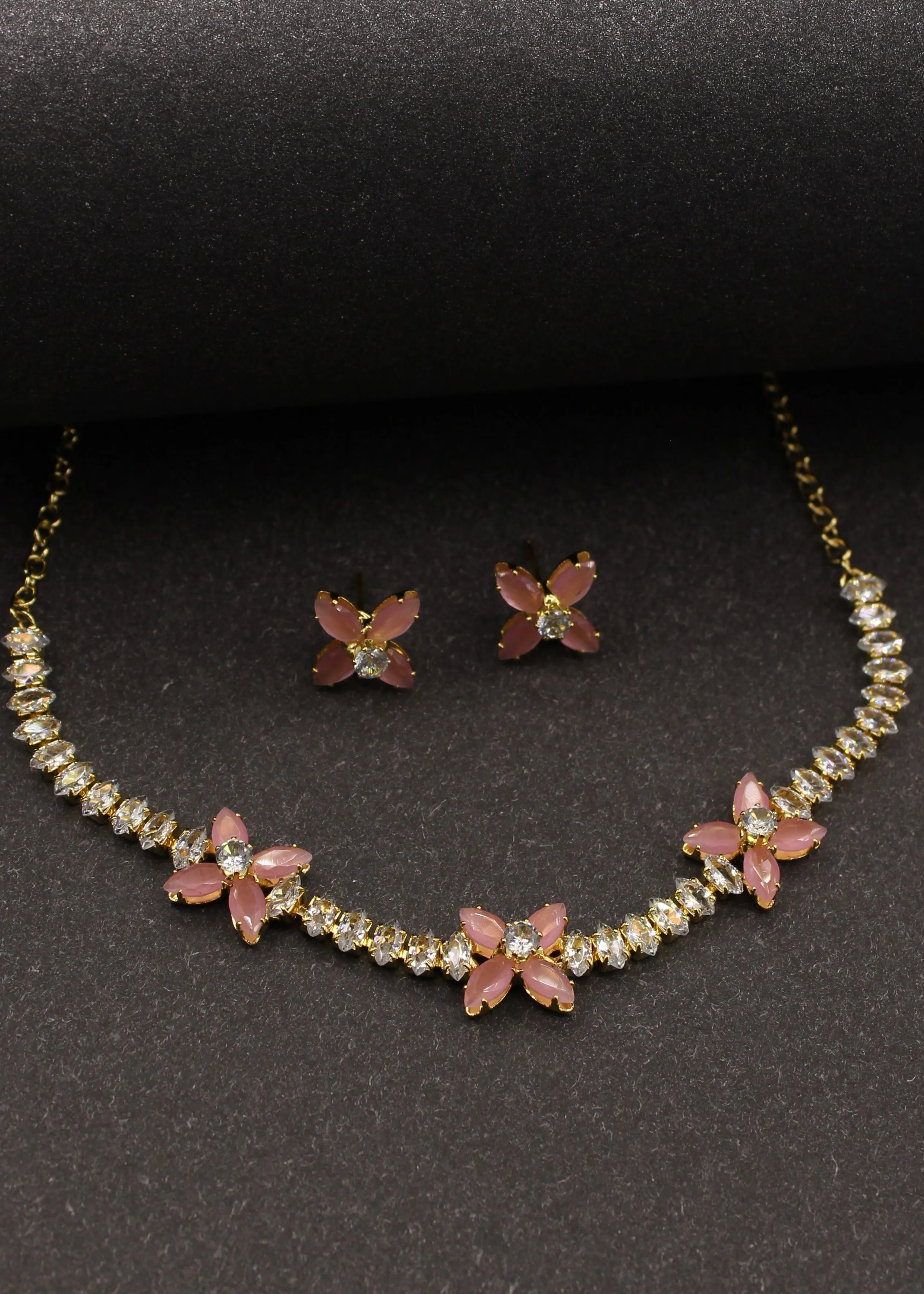 FANCY DIA NECKLACE