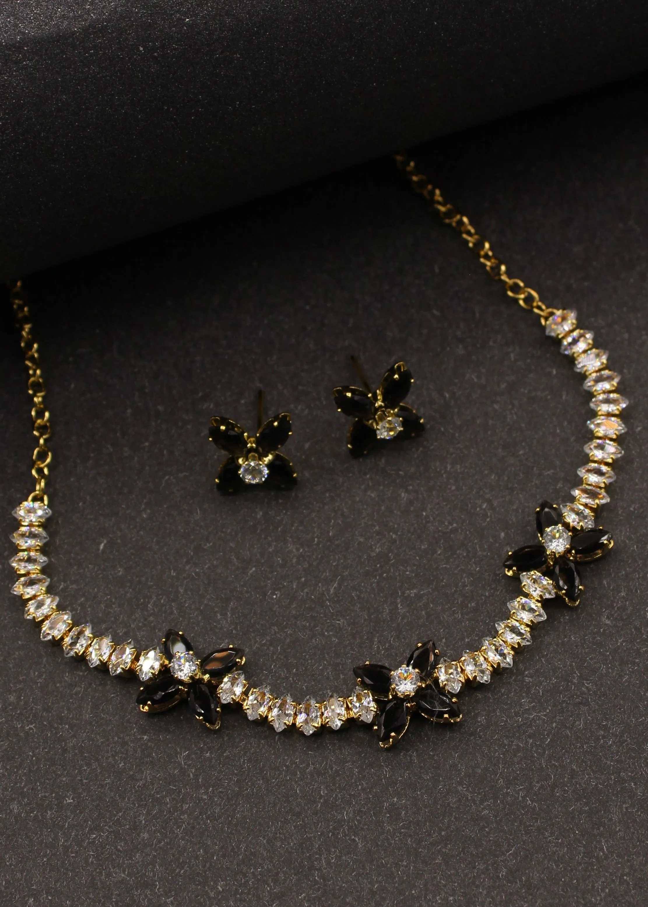 FANCY DIA NECKLACE