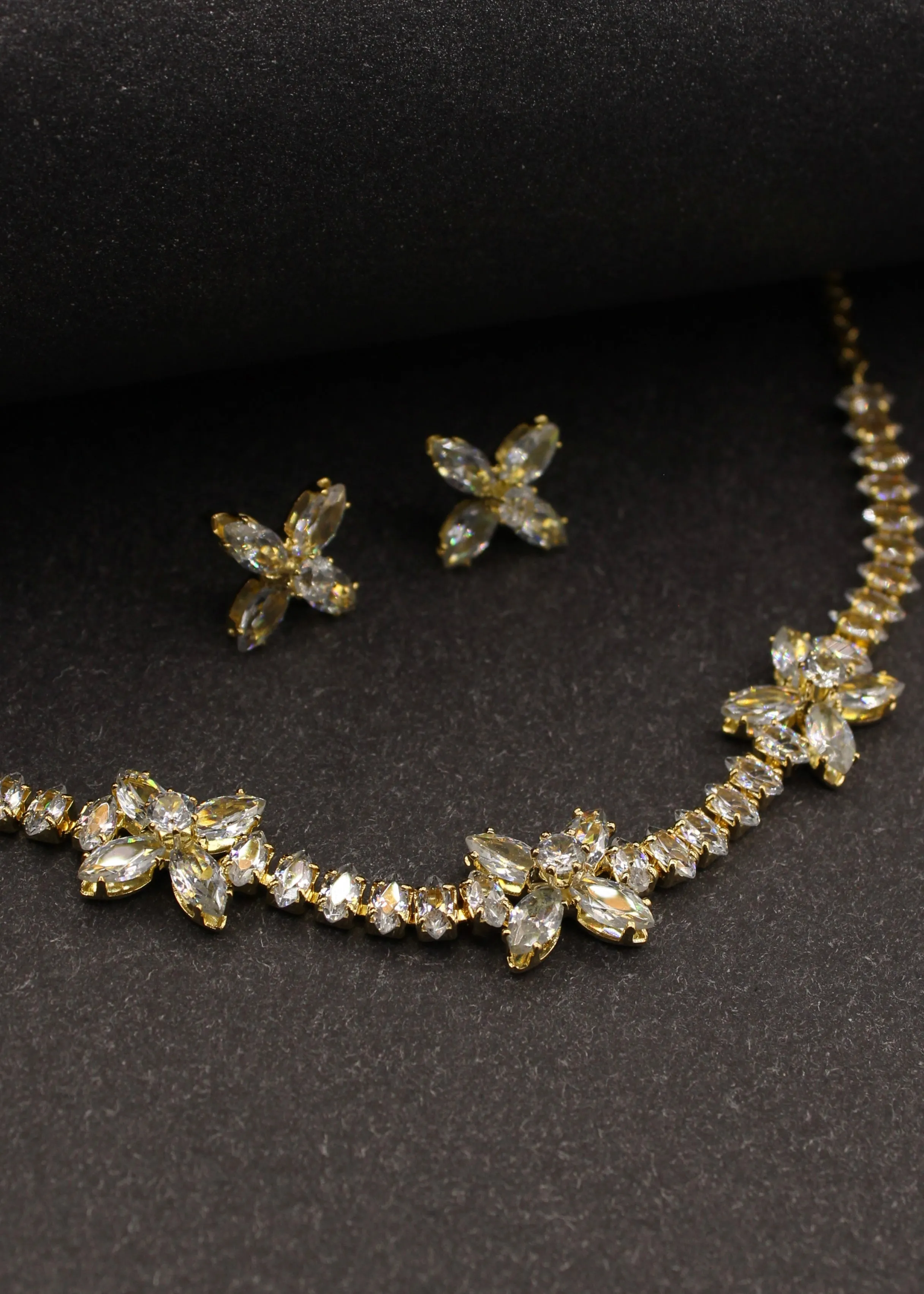 FANCY DIA NECKLACE
