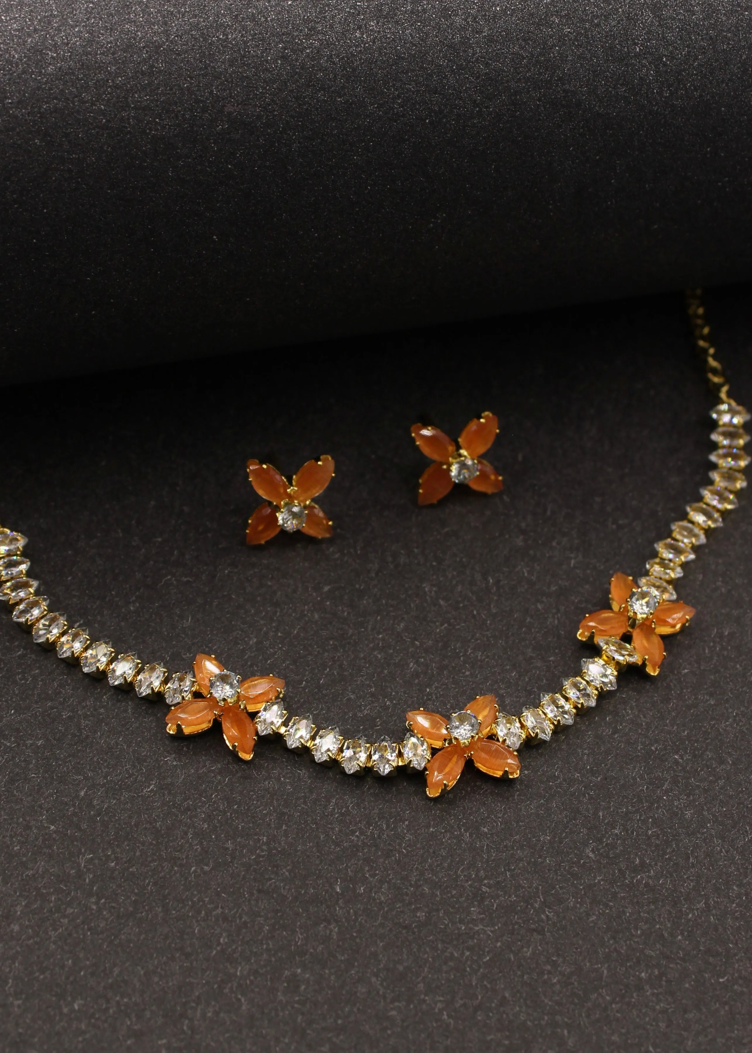 FANCY DIA NECKLACE