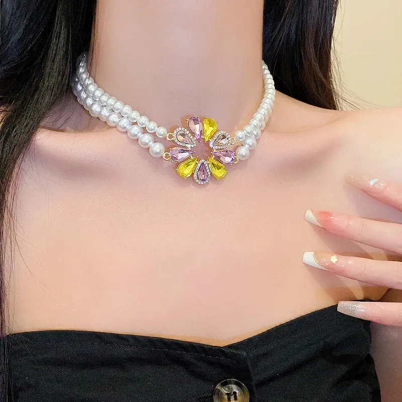 Fashionable Flower Pendant Necklace Drop Earrings Jewelry Set