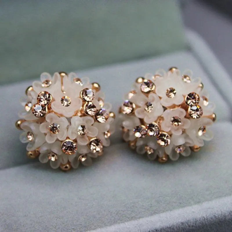 Fashionable Round Shape Rhinestone Flower Enamel Stud Earrings