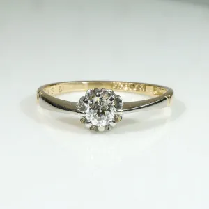 Graceful Edwardian Diamond Solitaire Ring in 18ct & Platinum