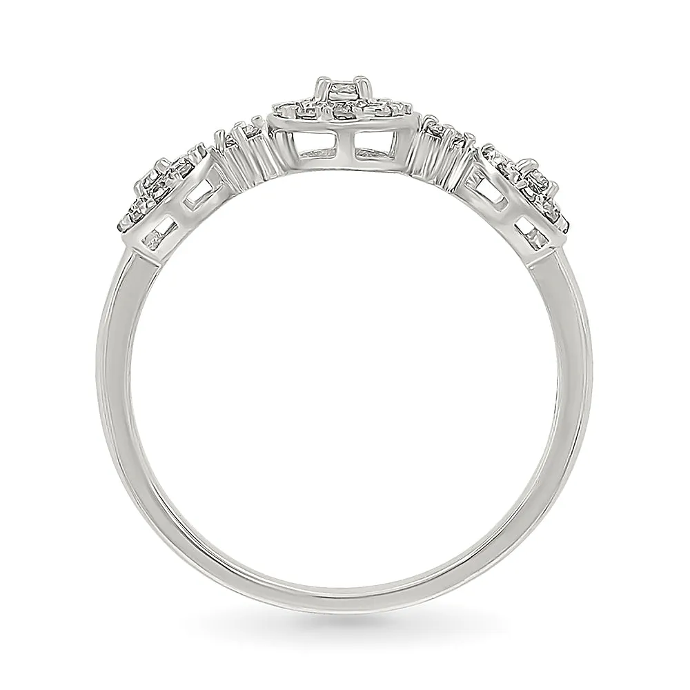 Graceful Gold & Diamond Ring