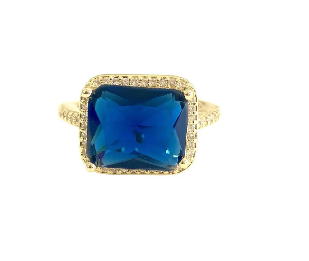 Leigh ring available in sapphire and diamond
