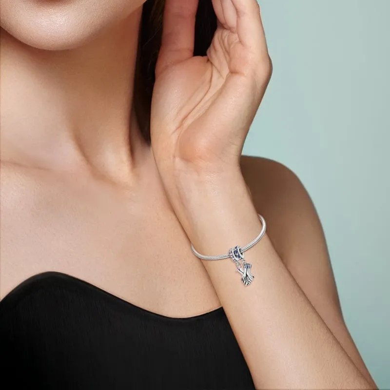 Linked Hands of Love Charm