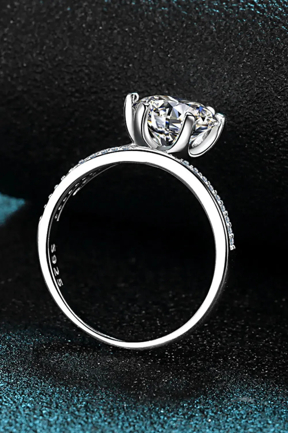 LOVCIA 3 Carat Moissanite 6-Prong Ring
