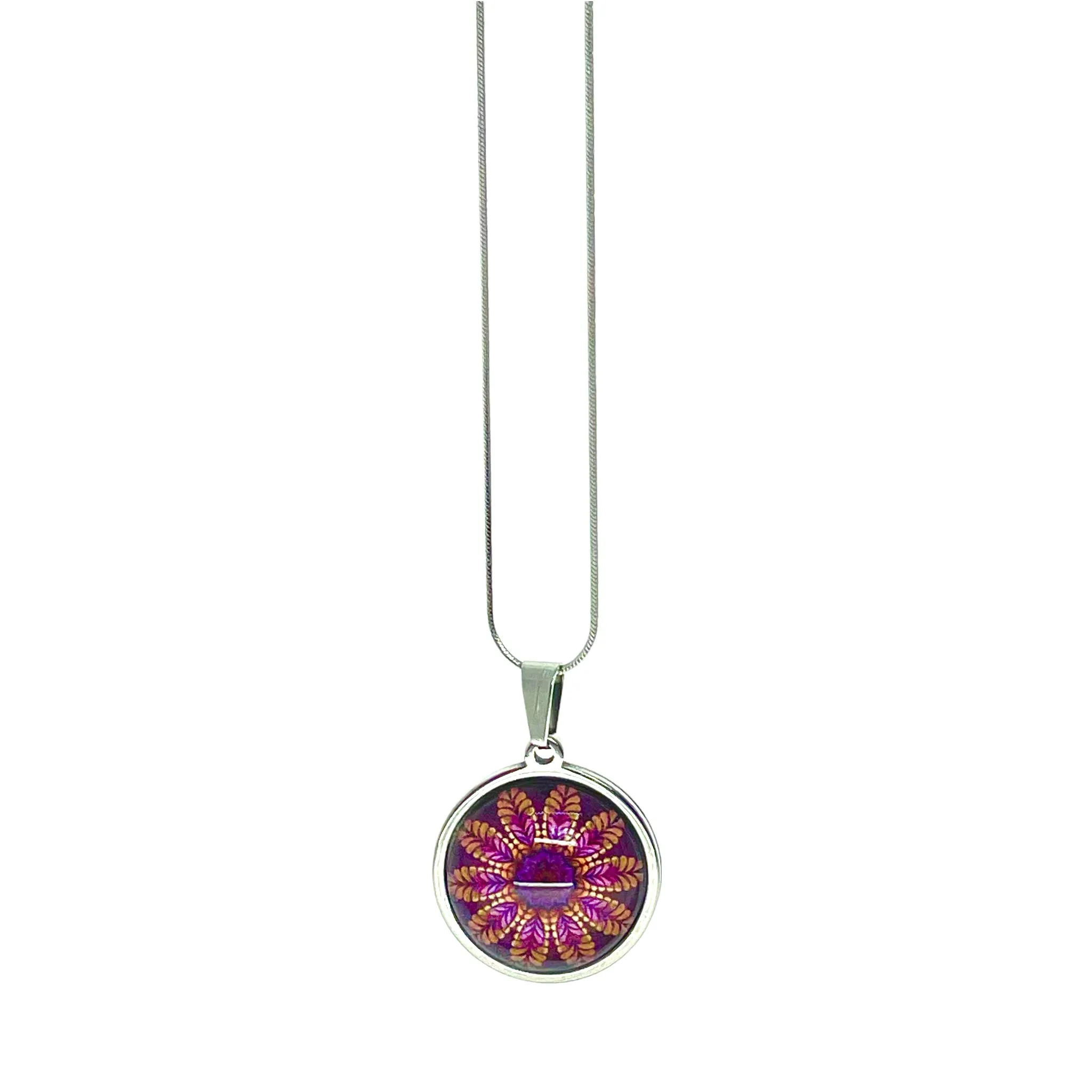 Magenta Daisy Small Round Necklace