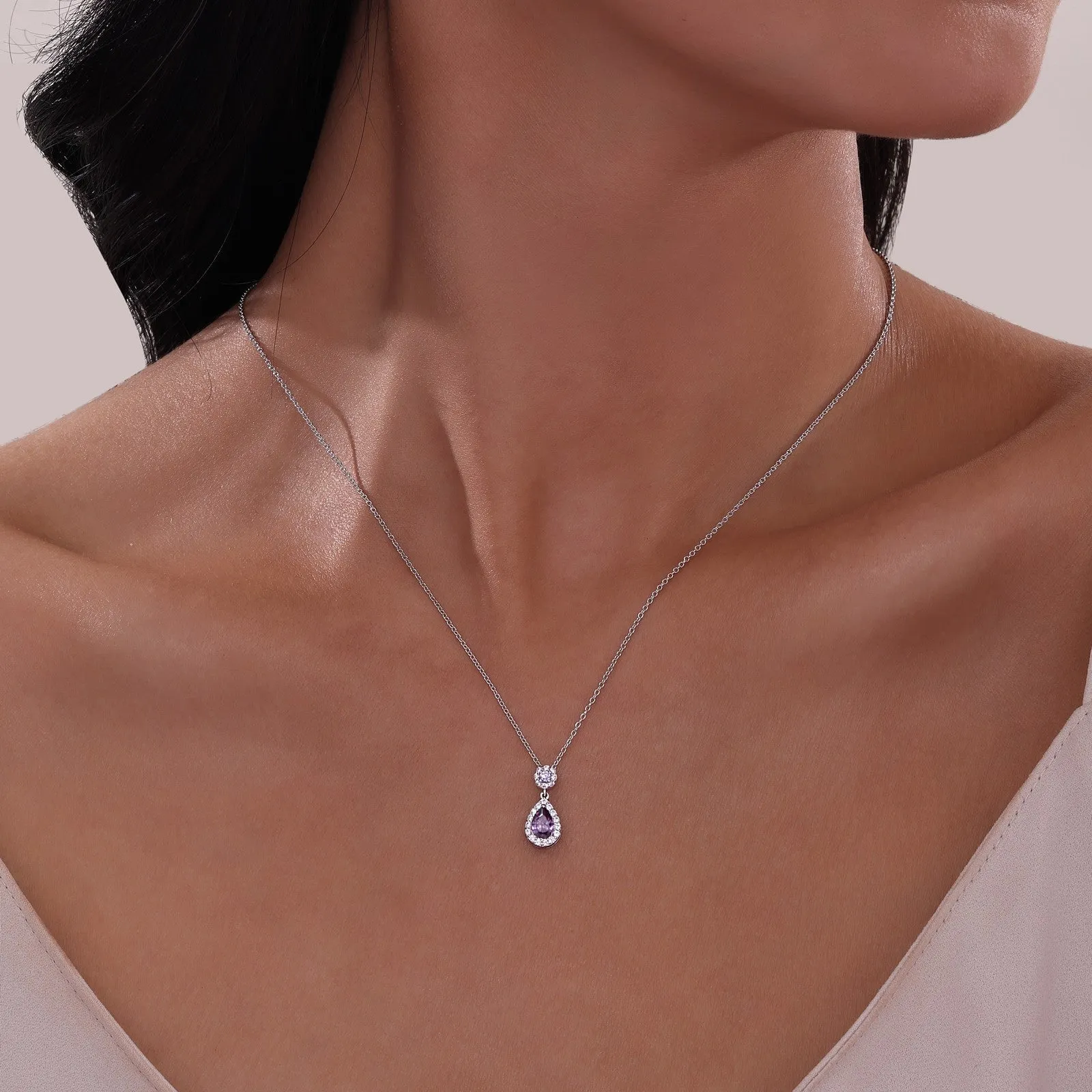Pear Shape Halo Necklace N0318CAP20