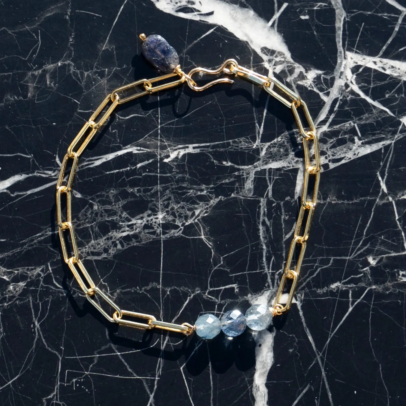 Protextor Parrish Paper Clip Bracelet in Iolite, Blueberry Quartz and Gold