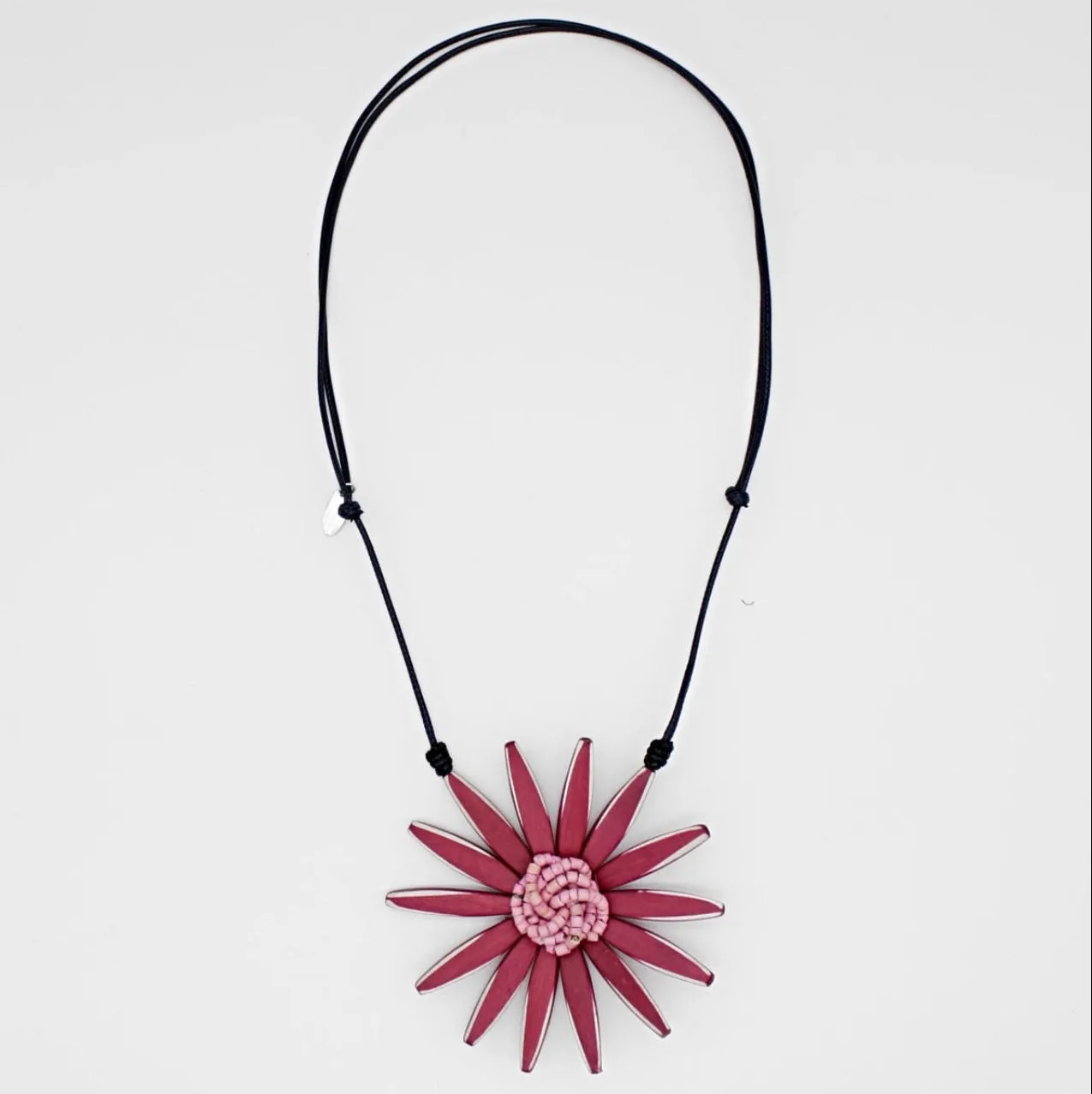 S25 Amaya Flower Necklace