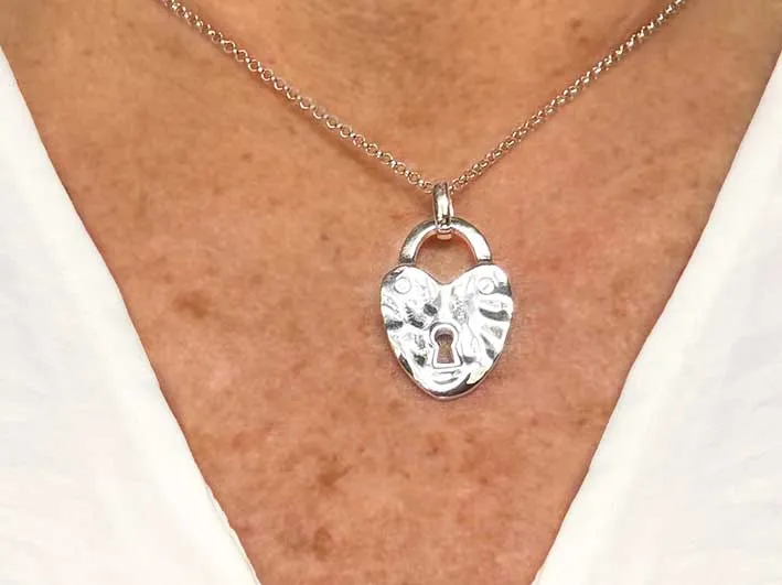 Silver Pendant - Heart Padlock