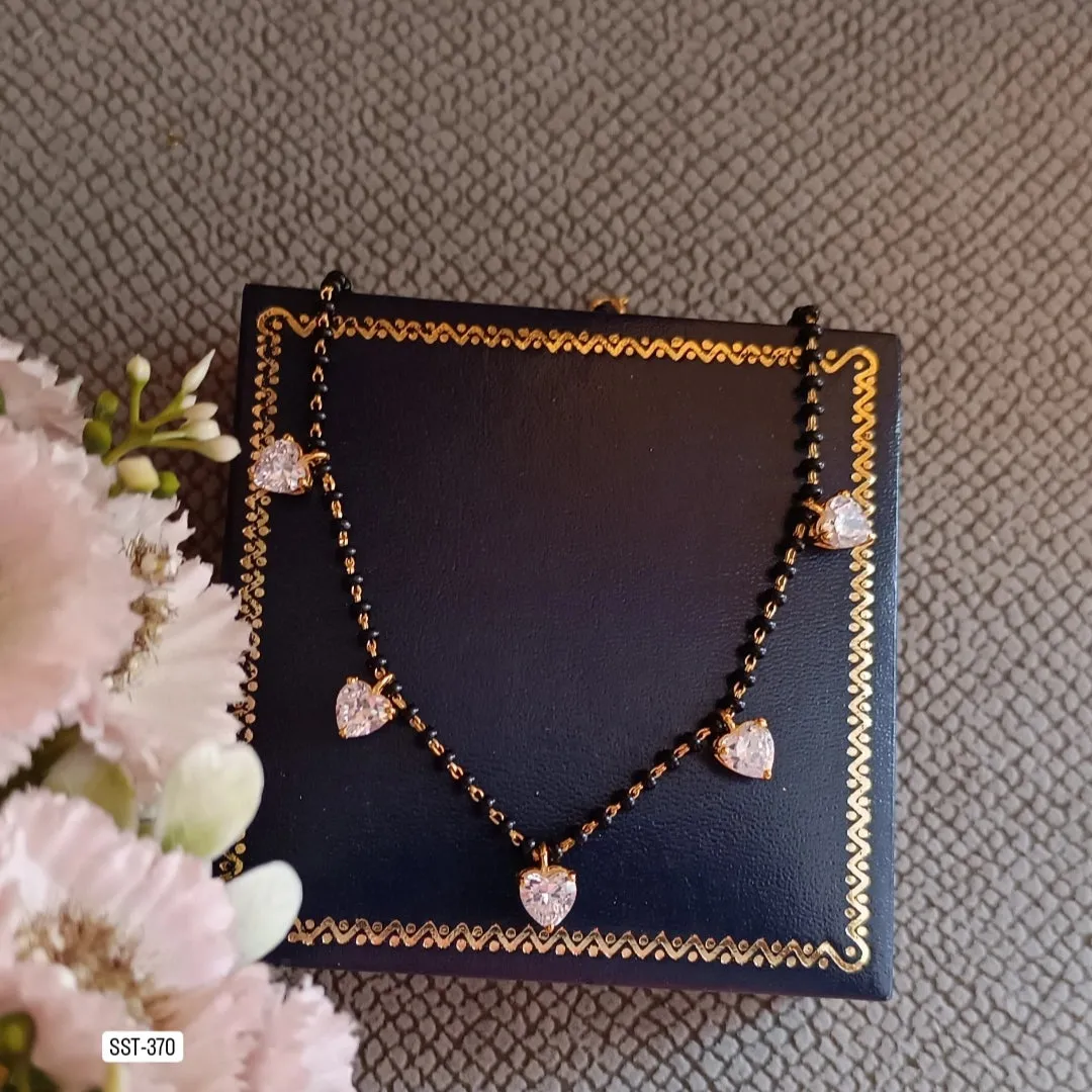 SST 370 | HEART-SHAPED PENDANT MANGALSUTRA
