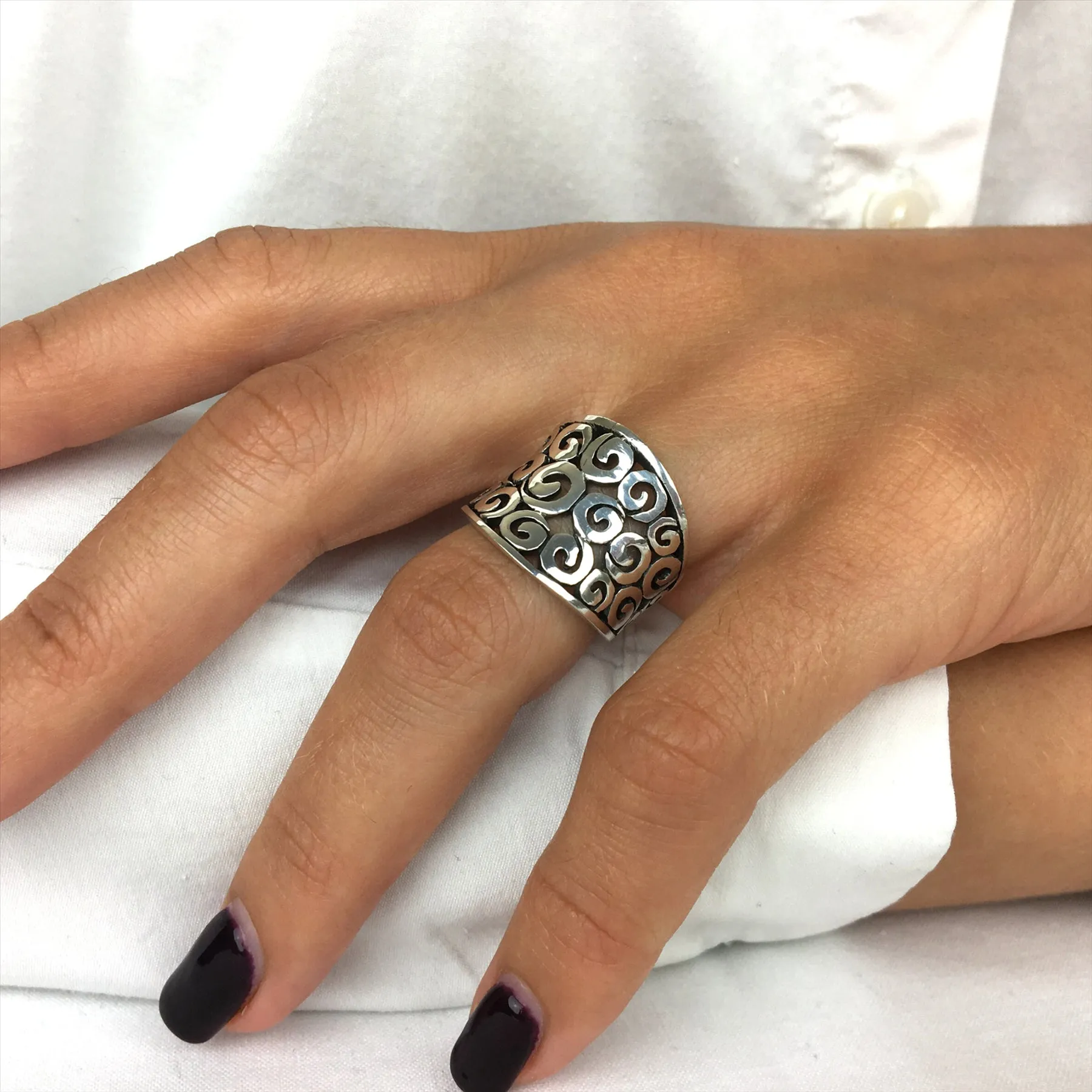 Sterling Silver Cut-Out Spiral Filigree Ring - Wide Concave Band