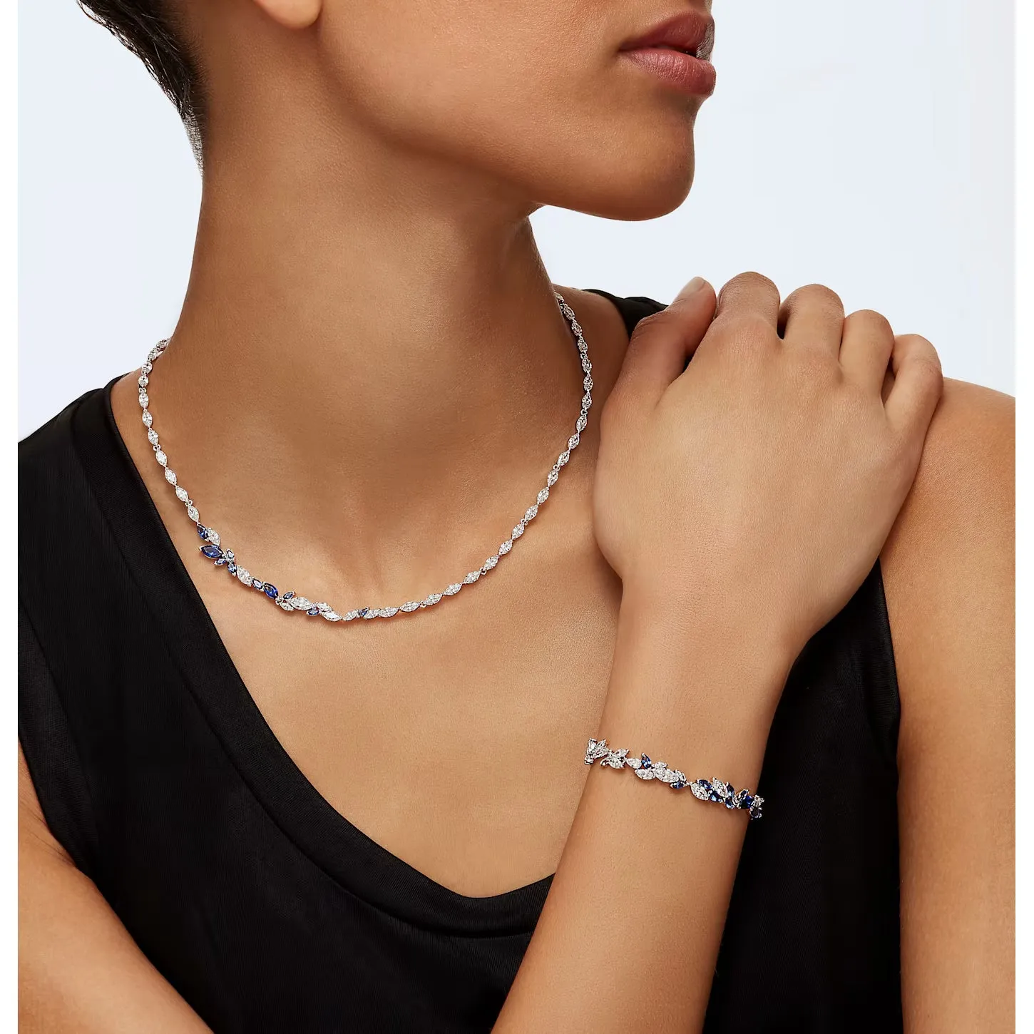 Swarovski Louison All-Around necklace Leaf, Blue, Rhodium plated -5536547