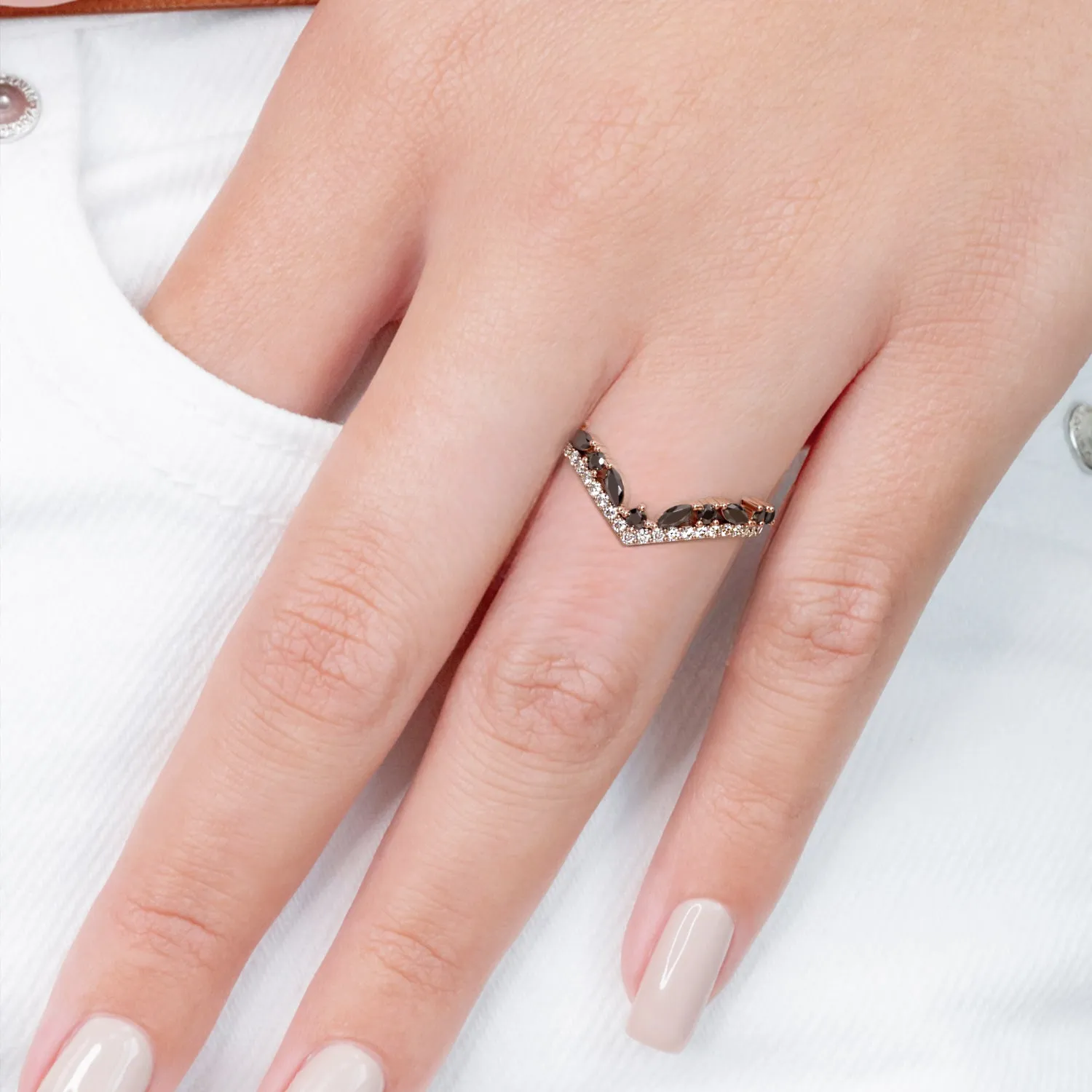 Thalassa - 1.2 Carats Round & Marquise Black Diamond Wedding Band