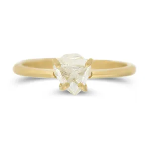 The Anna Ring Model - A graceful, high profile solitaire