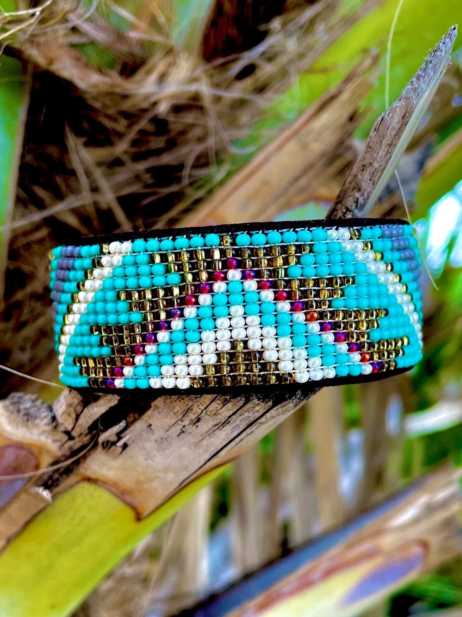 Turquoise/Gold Leather Cuff Bracelet (M)