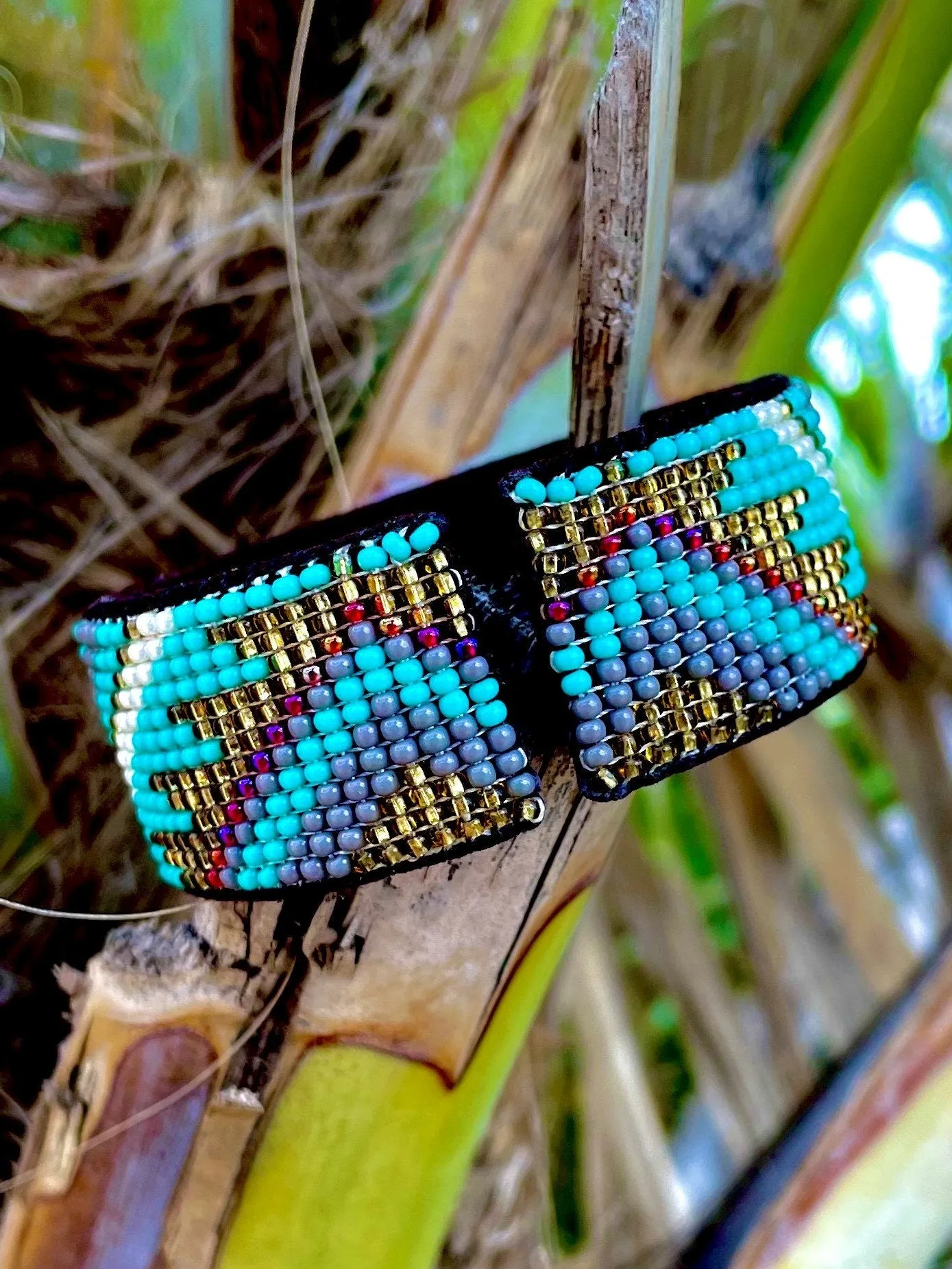 Turquoise/Gold Leather Cuff Bracelet (M)