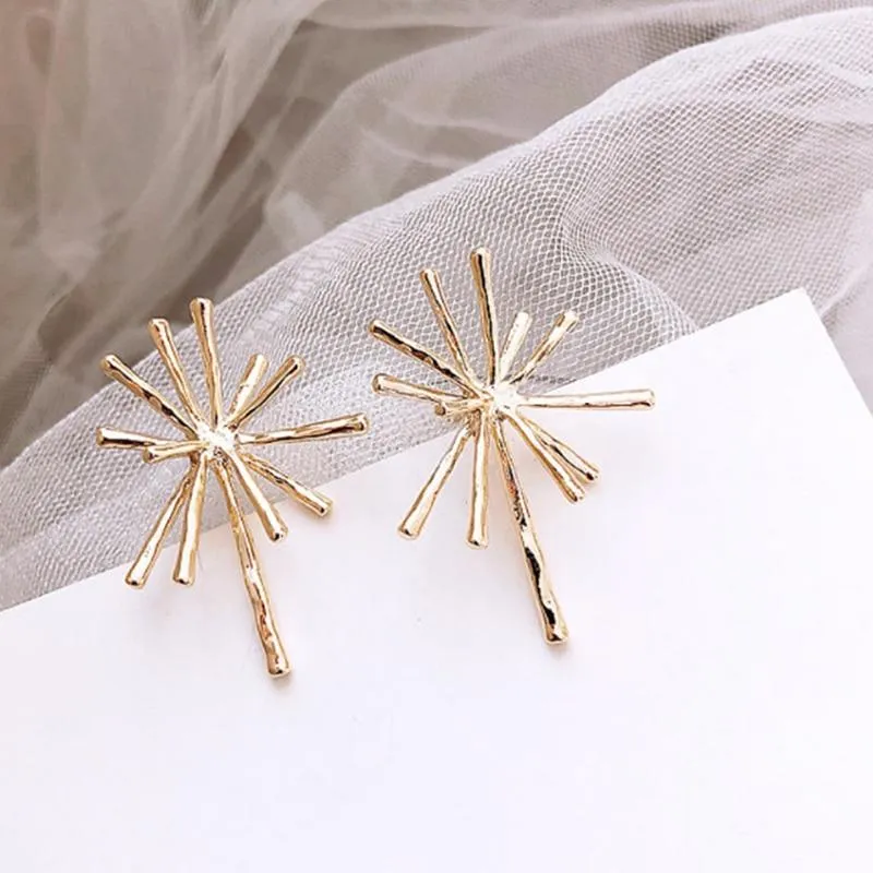 Women Wild Sun Design Long Drop Big Pearl Round Earrings