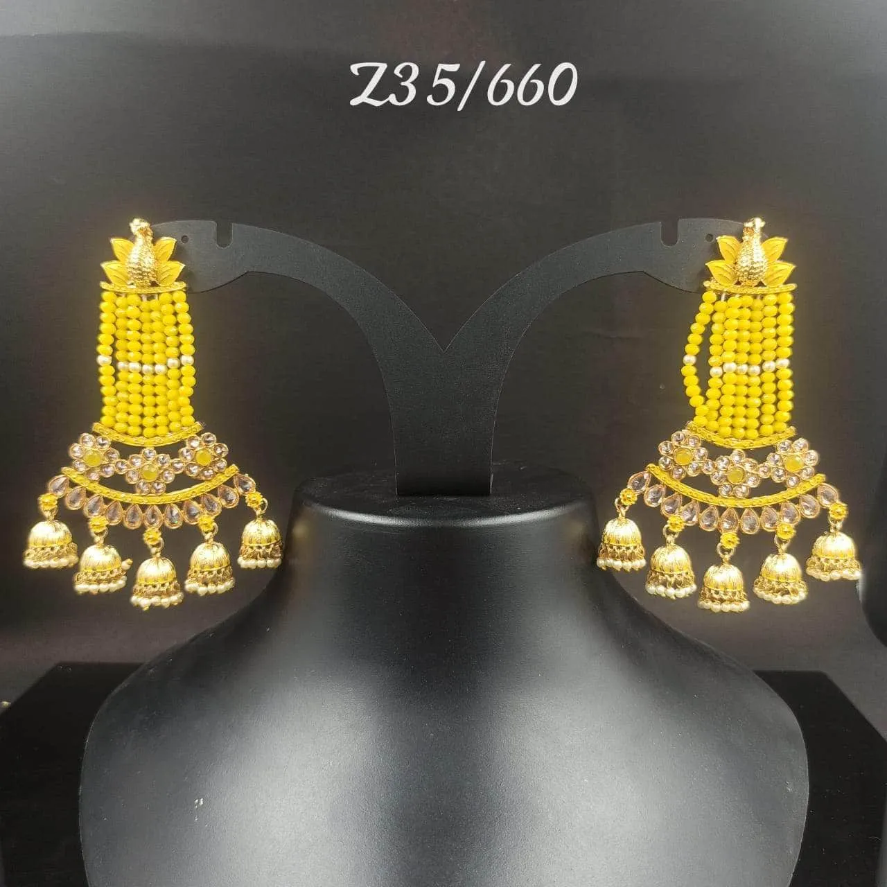 ZEVAR I Kundan Earrings - Exquisite Traditional Jewelry